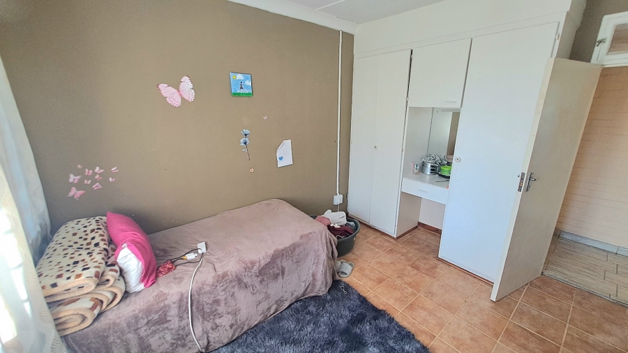 16 Bedroom Property for Sale in Universitas Free State